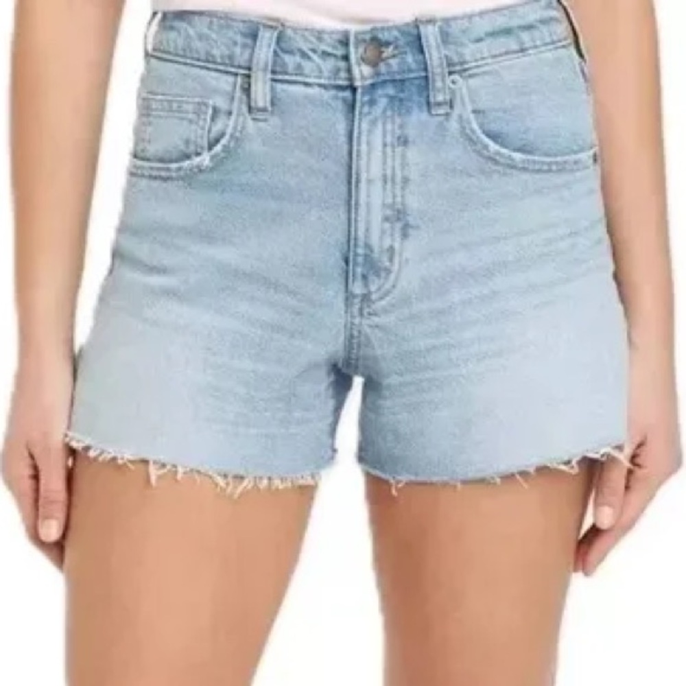 NWT women's High-Rise 90's Cutoff Jean Shorts - Universal Thread